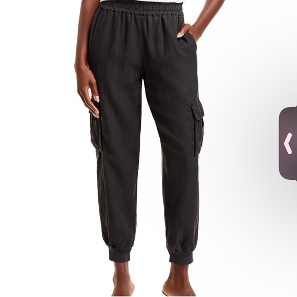 Alice + Olivia Black Satin Style Cargo Jogger Pants Size...